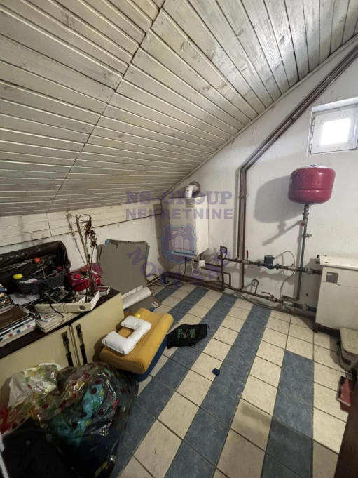 kuca na prodaju Veternik 218m2 579448