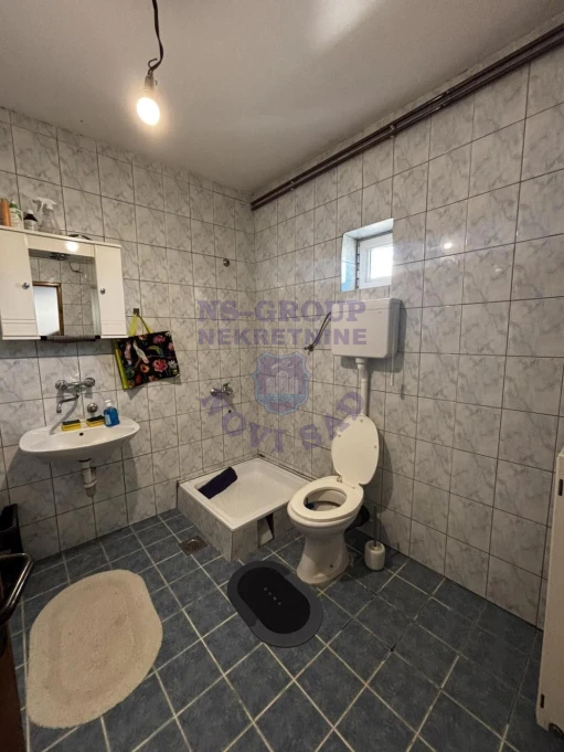 kuca na prodaju Veternik 218m2 579448