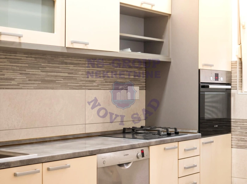 Stan na prodaju Novi Sad 71m2, 579423