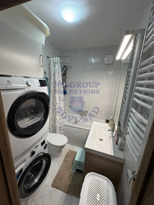 stan na prodaju Novi Sad 70m2 579129