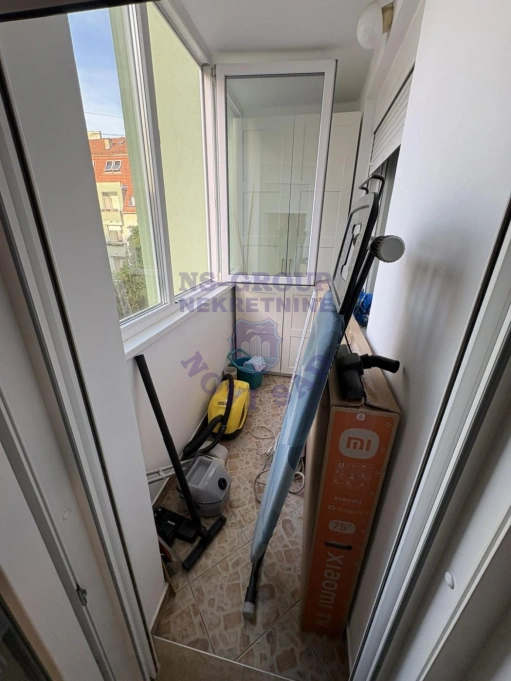 stan na prodaju Novi Sad 70m2 579129