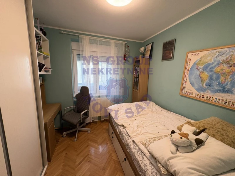 stan na prodaju Novi Sad 70m2 579129