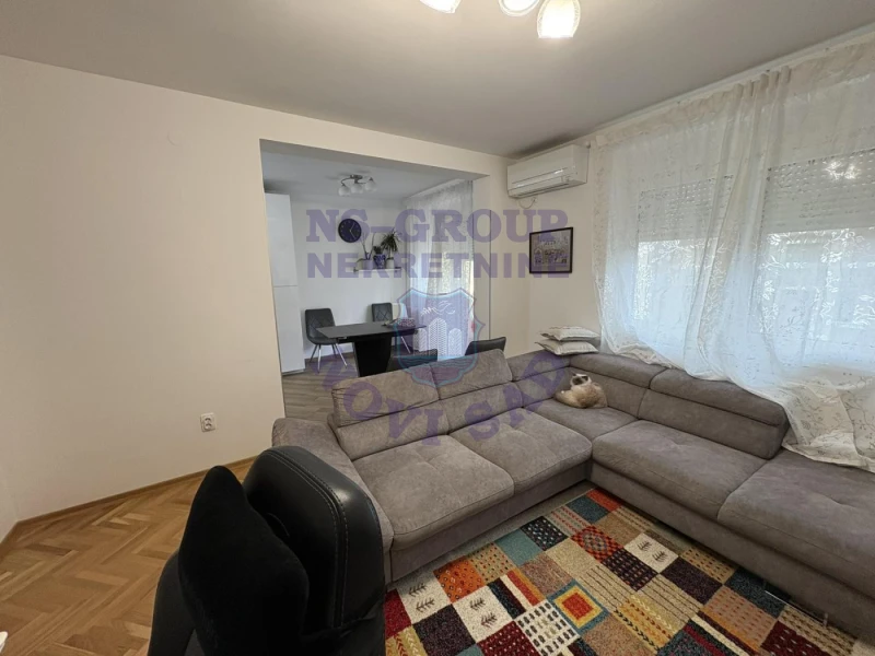 stan na prodaju Novi Sad 70m2 579129