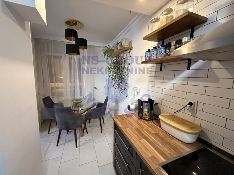Stan na prodaju Novi Sad 60m2, 579353