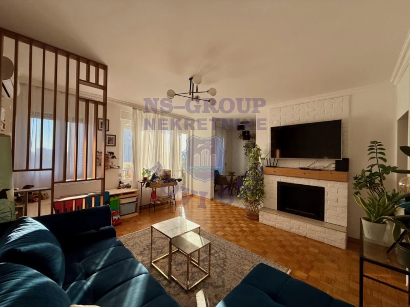 stan na prodaju Novi Sad, 60m2 579353