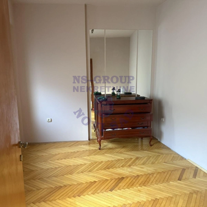 Stan za izdavanje Novi Sad 57m2, 17630