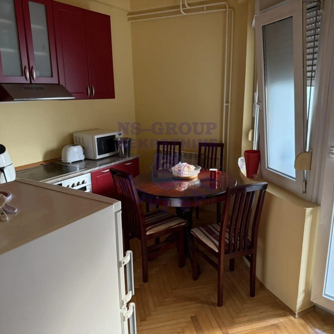 Stan za izdavanje Novi Sad 57m2, 17630