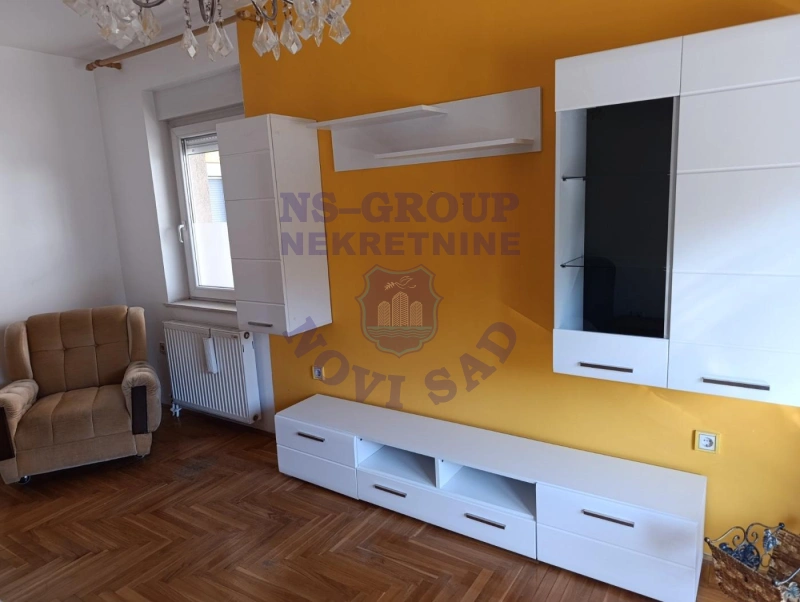 Stan za izdavanje Novi Sad 40m2, 17639