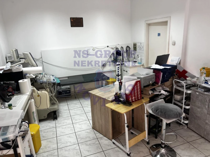Lokal za izdavanje Novi Sad 57m2, 17640