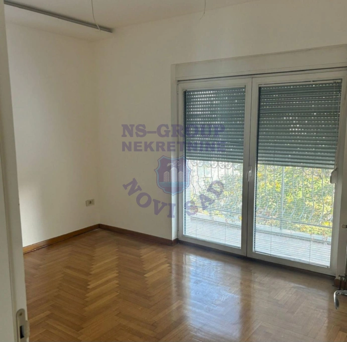 Stan na prodaju Novi Sad 213m2, 577377