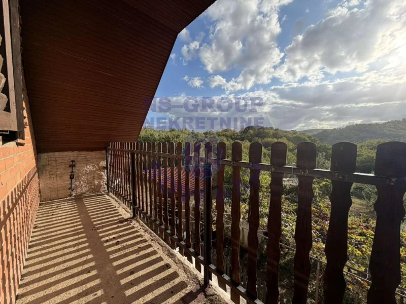 Kuća na prodaju Vrdnik 93m2, 579474
