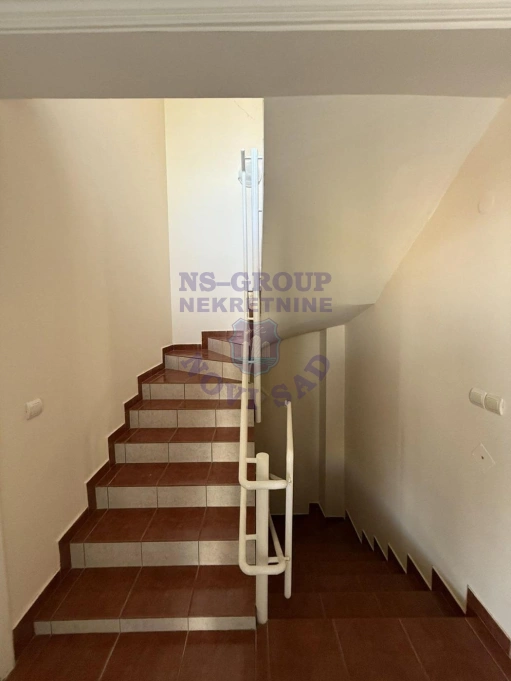 Kuća na prodaju Petrovaradin 291m2, 579519