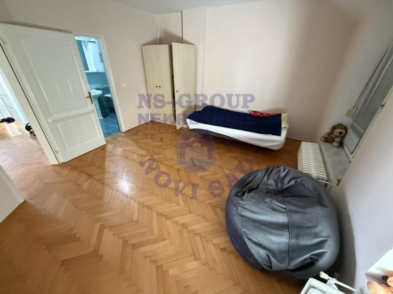 Kuća na prodaju Petrovaradin 291m2, 579519