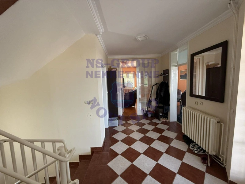 Kuća na prodaju Petrovaradin 291m2, 579519