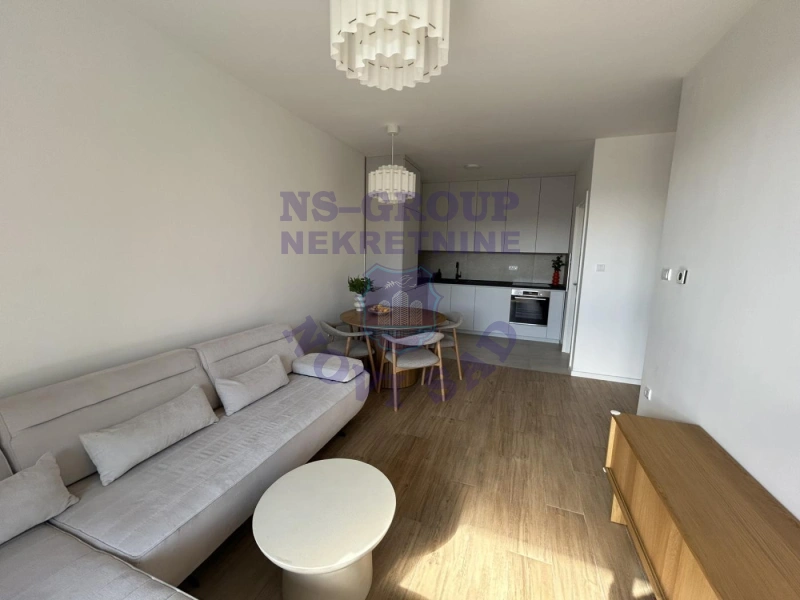 stan na prodaju Novi Sad, 76m2 579146
