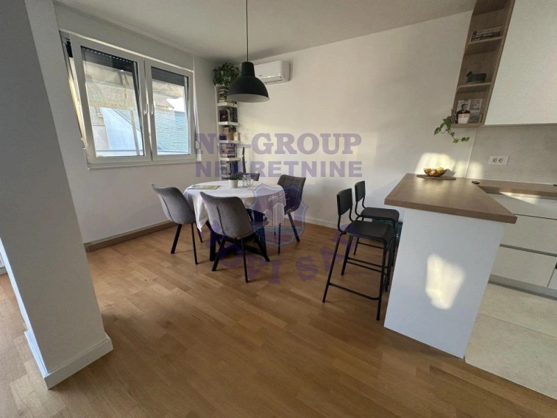 Stan na prodaju Novi Sad 75m2, 579349