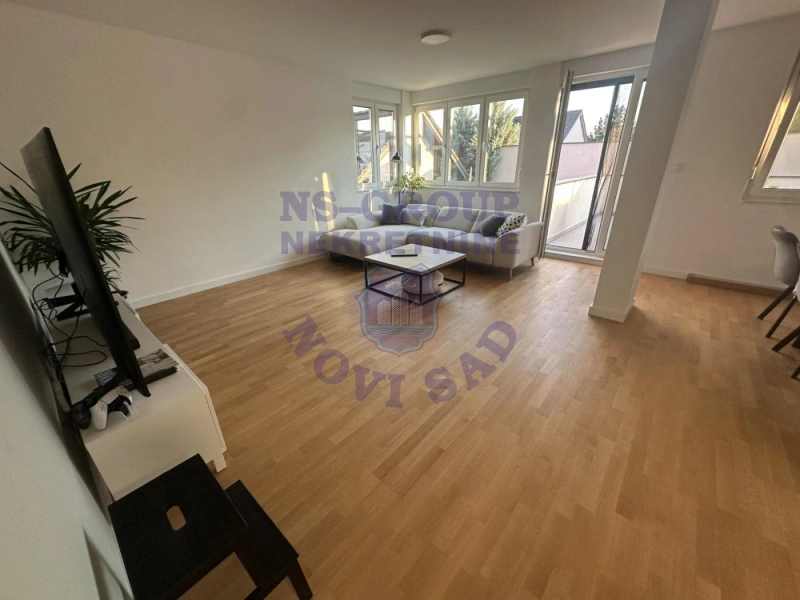Stan na prodaju Novi Sad 75m2, 579349