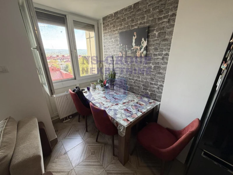 Stan na prodaju Novi Sad 68m2, 579611