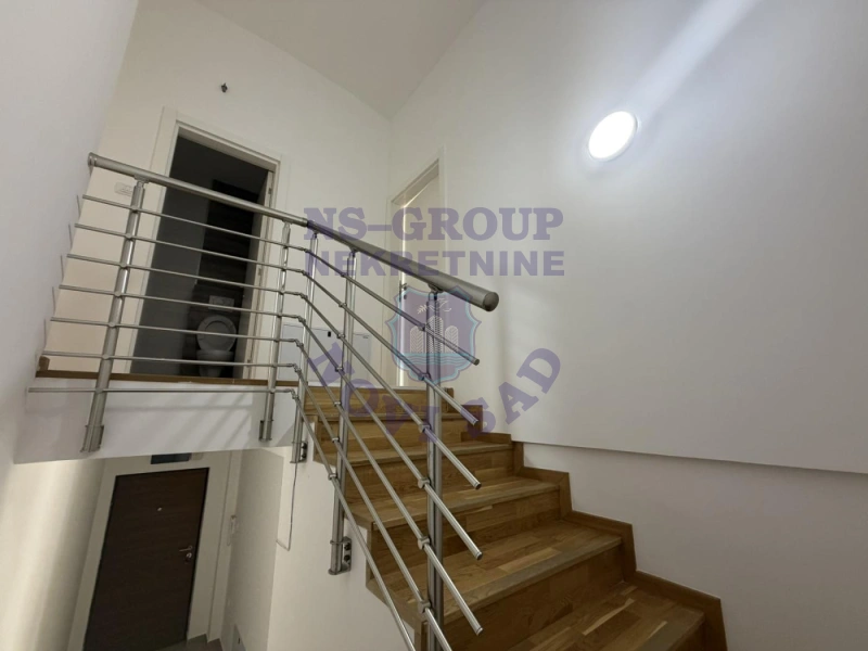 Stan na prodaju Petrovaradin 79m2, 579609