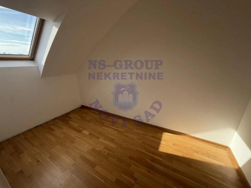 Stan na prodaju Petrovaradin 79m2, 579609