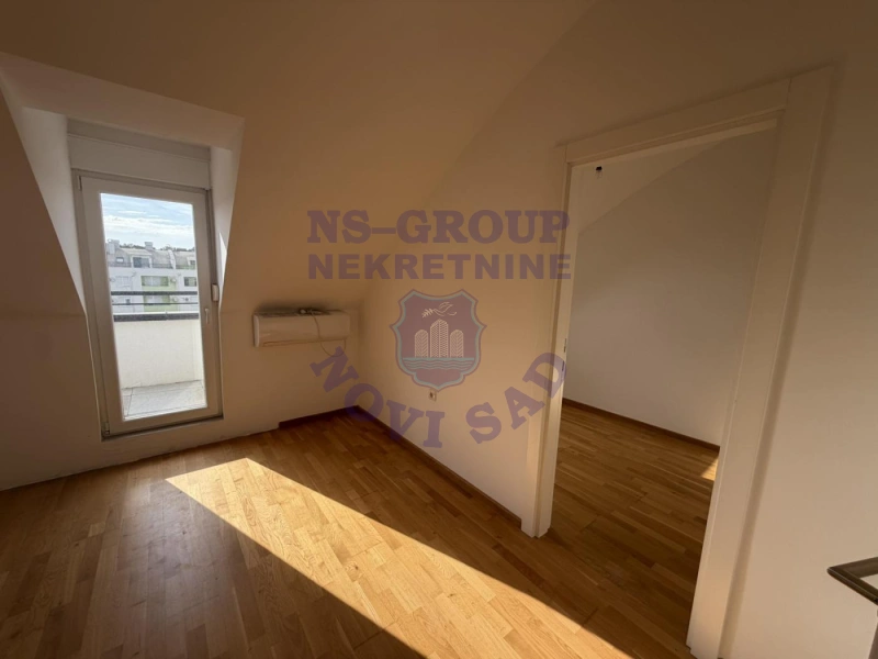 Stan na prodaju Petrovaradin 79m2, 579609