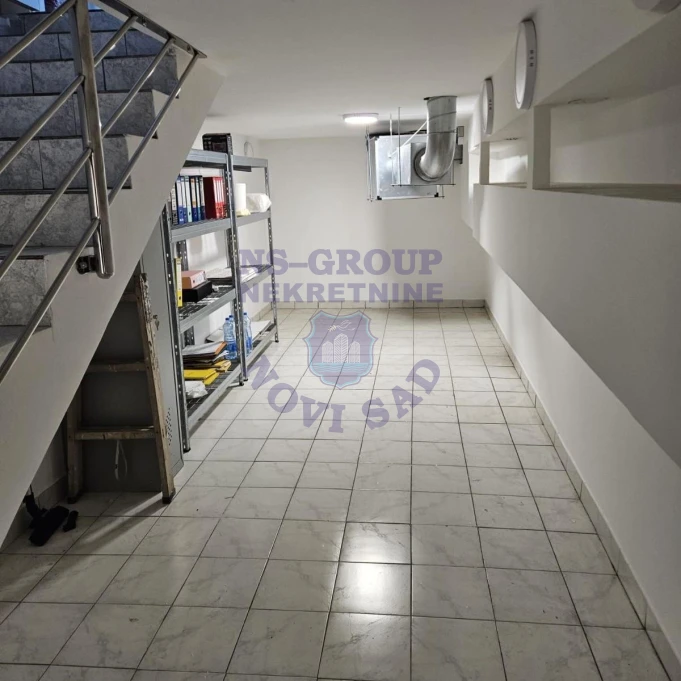 Lokal za izdavanje Novi Sad 42m2, 17666