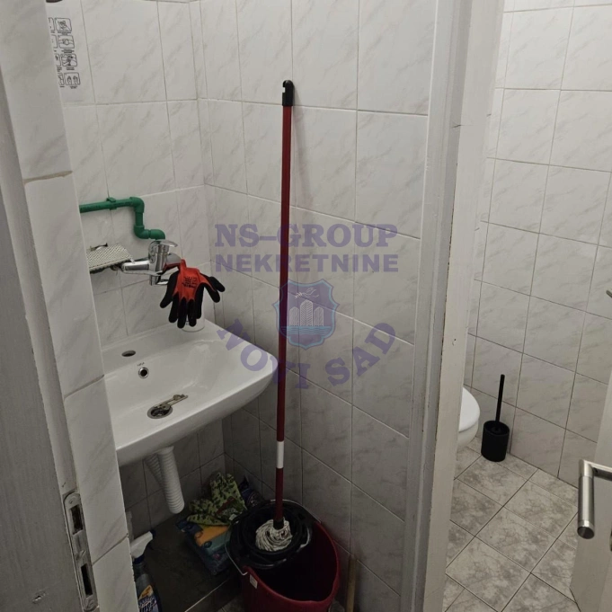 Lokal za izdavanje Novi Sad 42m2, 17666