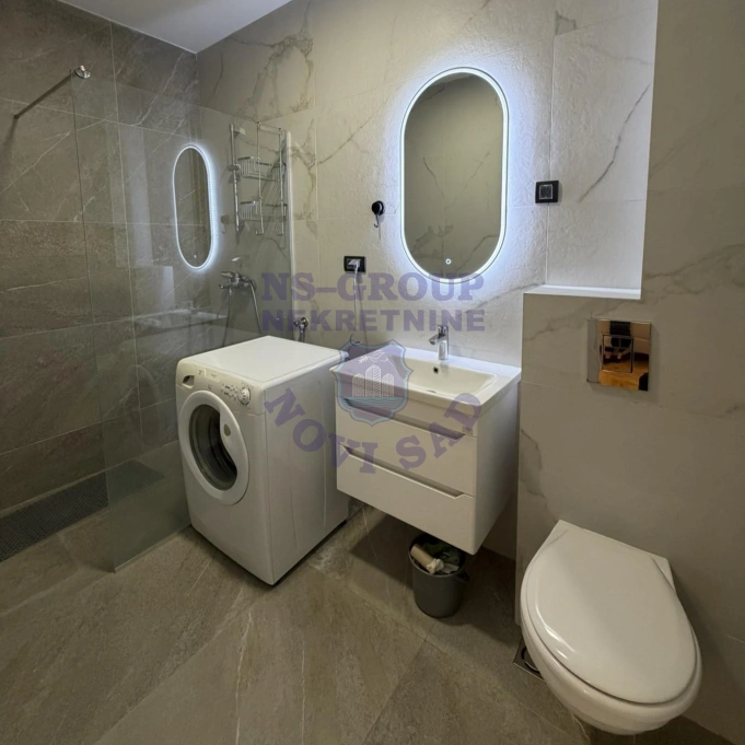 Stan na prodaju Novi Sad 70m2, 17635
