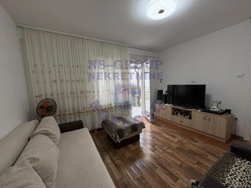 Stan na prodaju Veternik 54m2, 579593