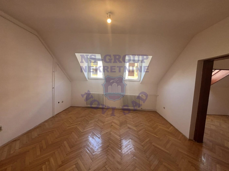 stan na prodaju Novi Sad, 56m2 579599