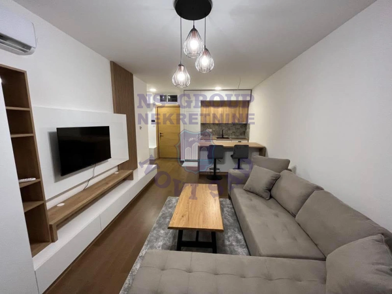 Stan za izdavanje Novi Sad 42m2, 17678