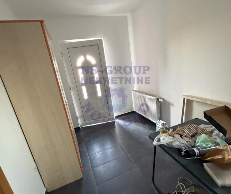 Kuća za izdavanje Veternik 183m2, 579544