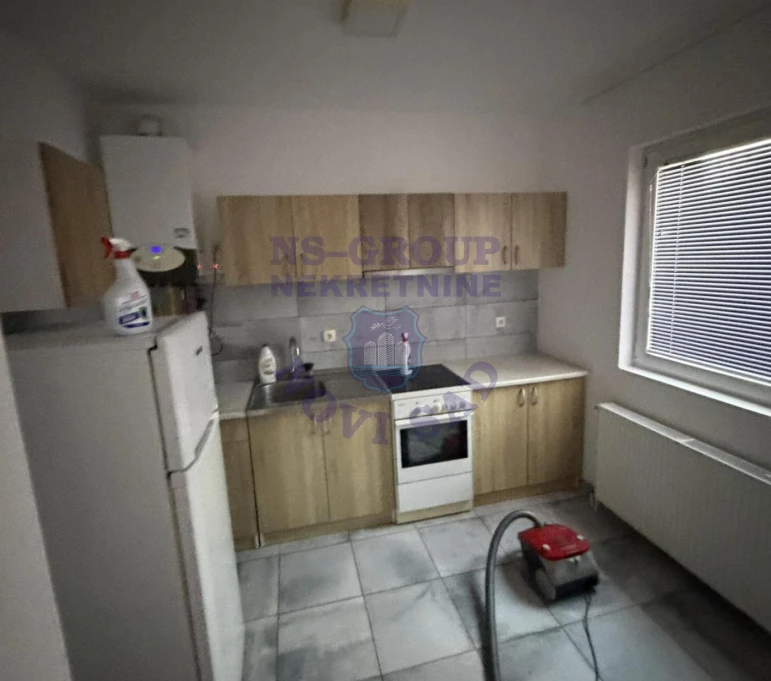Kuća za izdavanje Veternik 183m2, 579544