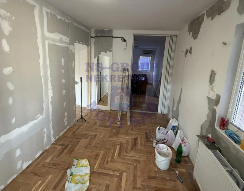 Kuća za izdavanje Veternik 183m2, 579544