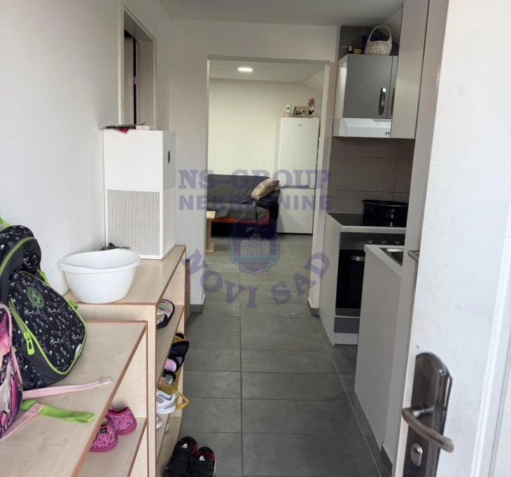 Kuća za izdavanje Veternik 183m2, 579544