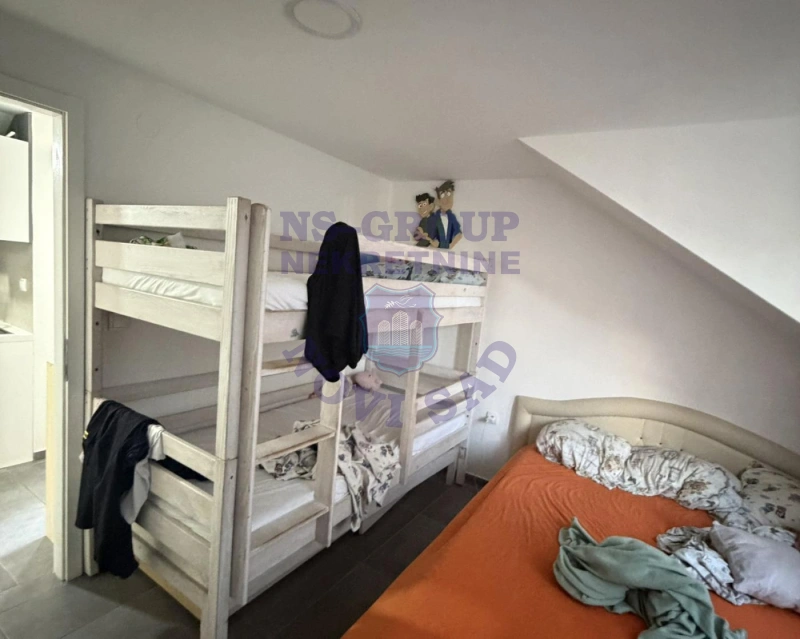 Kuća za izdavanje Veternik 183m2, 579544