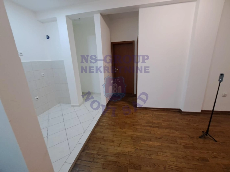 Stan na prodaju Novi Sad 50m2, 579585