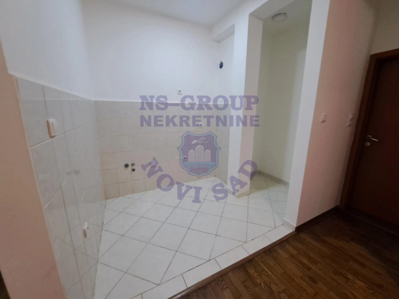 Stan na prodaju Novi Sad 50m2, 579585