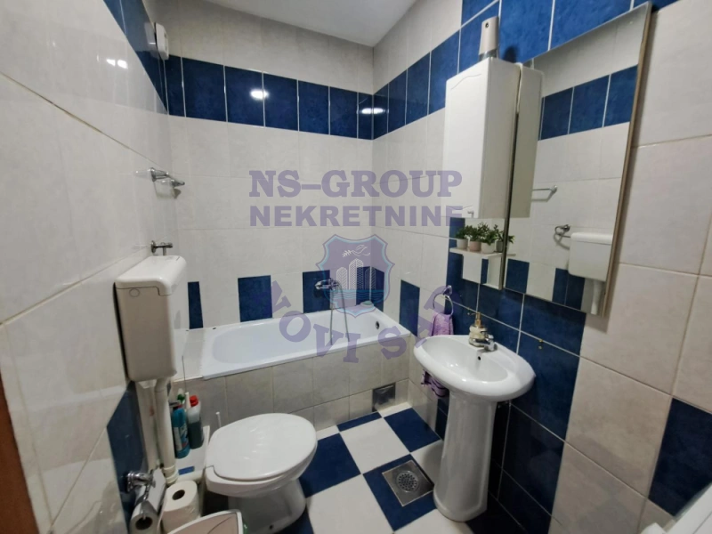 Stan na prodaju Novi Sad 50m2, 579585