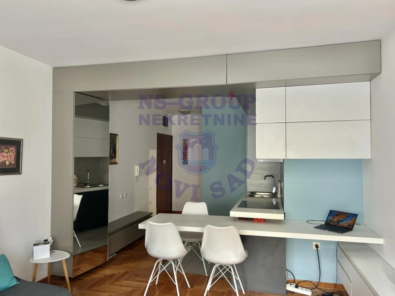 Stan za izdavanje Novi Sad 40m2, 17682