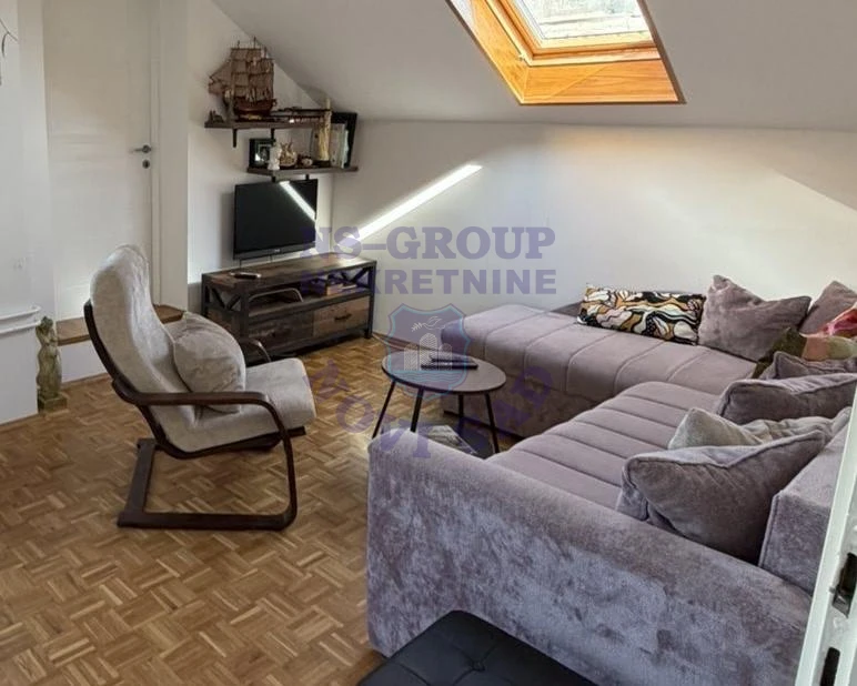 stan na prodaju Novi Sad, 56m2 579646