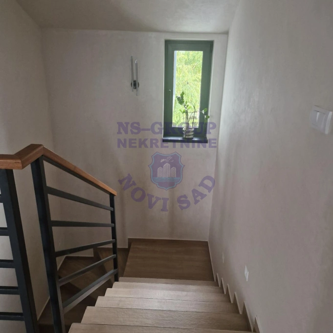Stan za izdavanje Sremska Kamenica 118m2, 17684