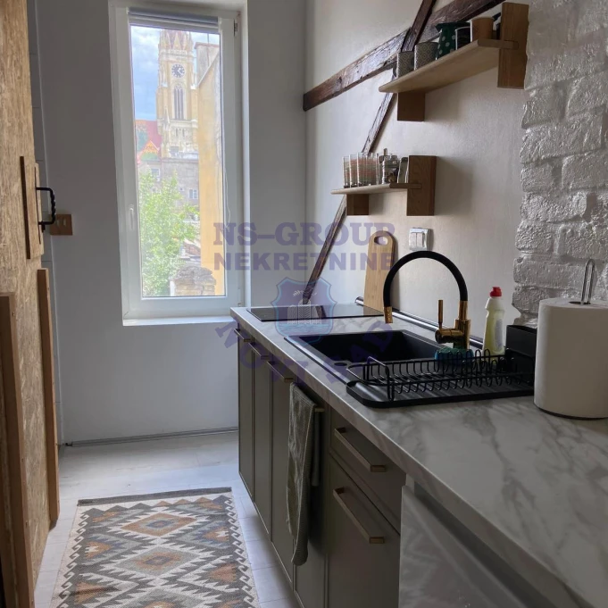 Stan za izdavanje Novi Sad 45m2, 17687