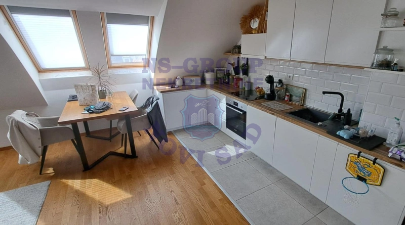 Stan na prodaju Petrovaradin 86m2, 579035