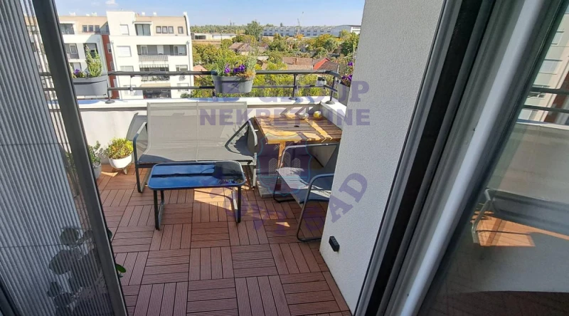 Stan na prodaju Petrovaradin 86m2, 579035
