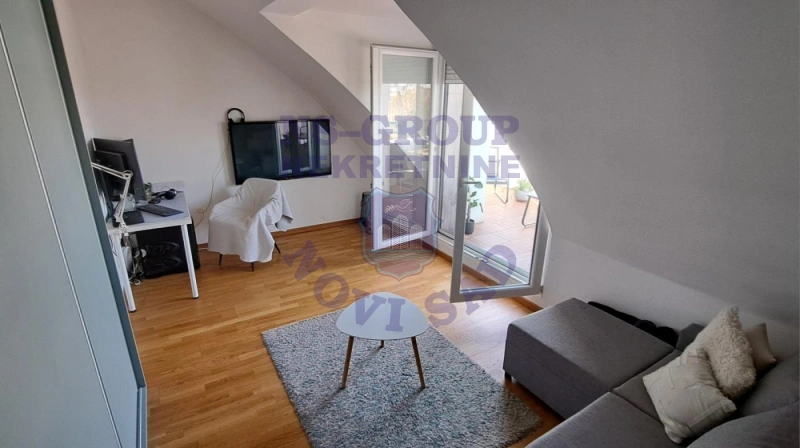 Stan na prodaju Petrovaradin 86m2, 579035