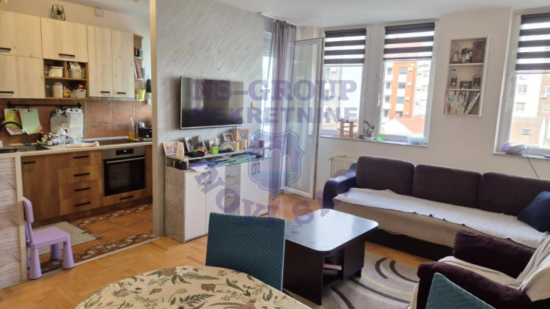 Stan na prodaju Novi Sad 70m2, 579774