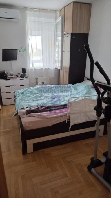 Stan na prodaju Novi Sad 70m2, 579774