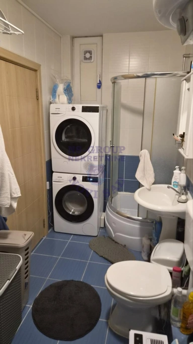 Stan na prodaju Novi Sad 70m2, 579774