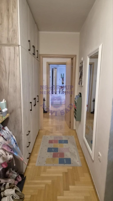 Stan na prodaju Novi Sad 70m2, 579774